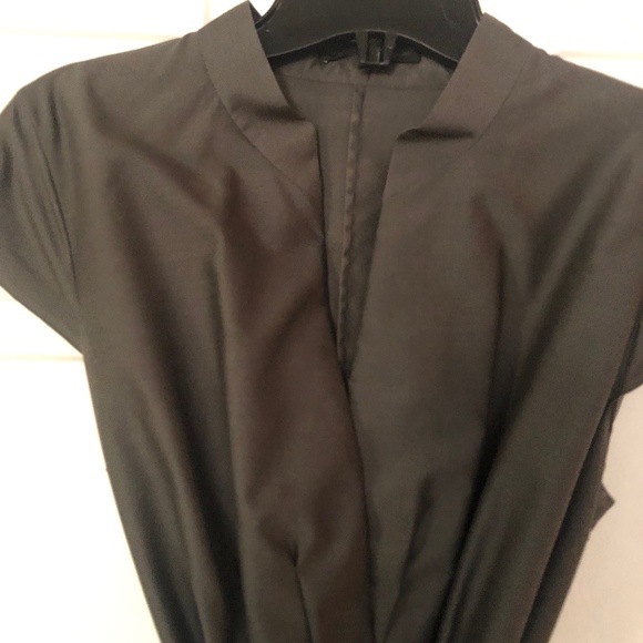 Beautiful Hugo Boss Wool/Silk Dress l Lined l Gray Silk - Picture 2 of 16